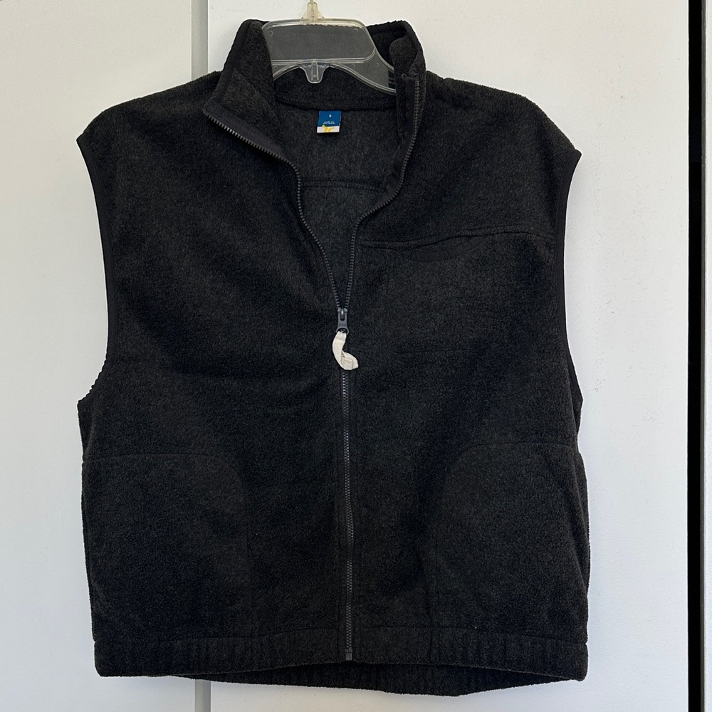 Old Navy Charcoal Gray Fleece Vest